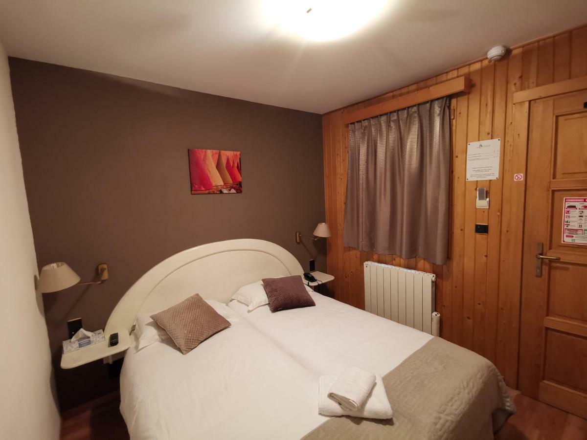 Hotel Saint-jean Villequier-Aumont