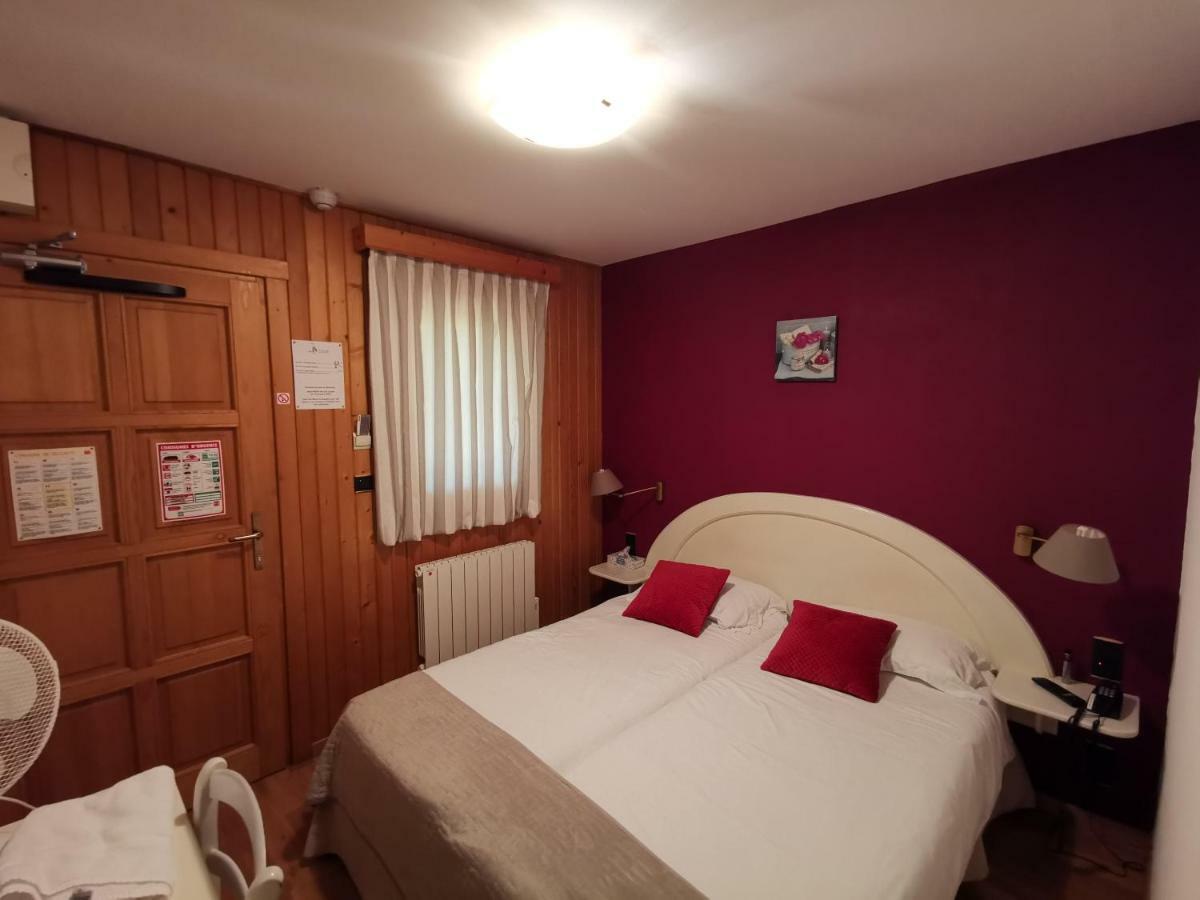 Saint-jean Hotel Villequier-Aumont